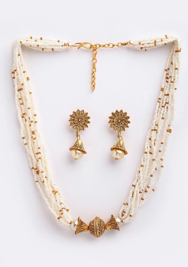 Gold Plated Stone Studded And Pearl Beaded Jewellery Set