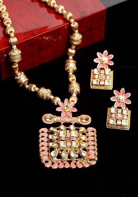 Gold Plated Peach Coloured And White Kundan Studded Jewellery Set