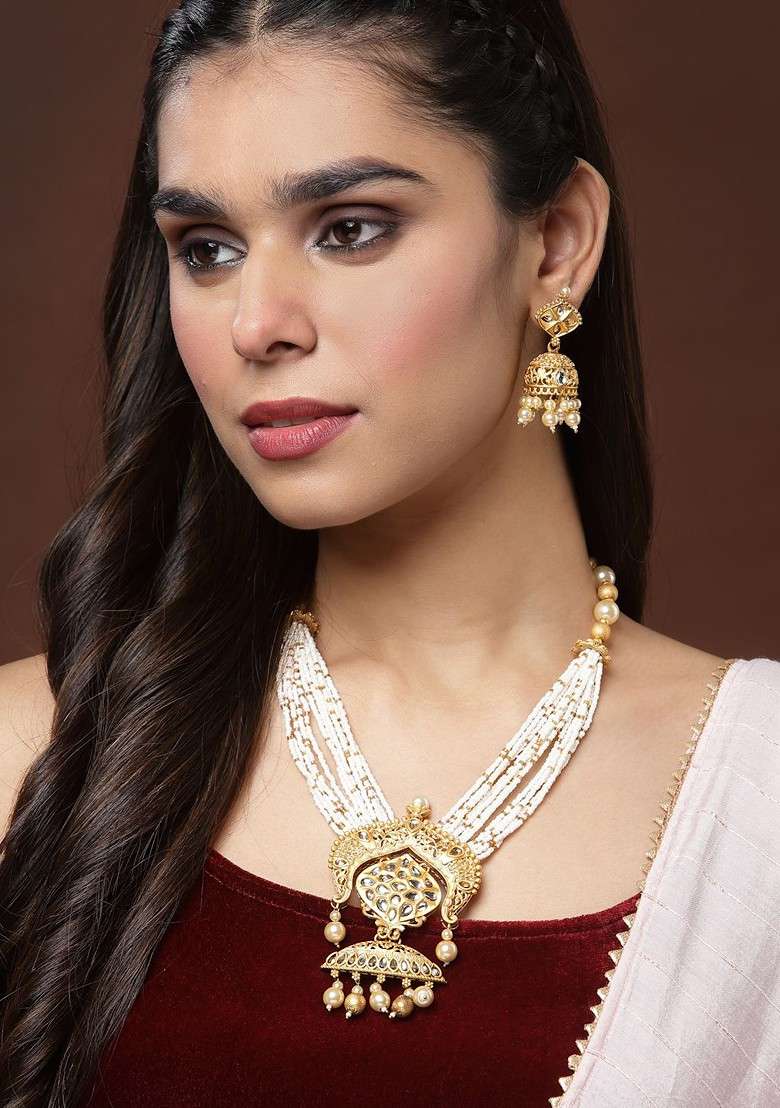 Gold Plated And White Kundan And Pearl Beaded Jewellery Set - Indya