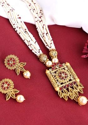 Gold Plated Beaded And Stone Studded Floral Jewellery Set