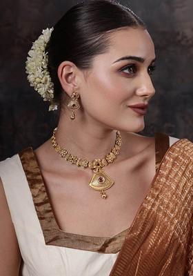 Gold Plated Stones Studded And Beaded Necklace And Earrings