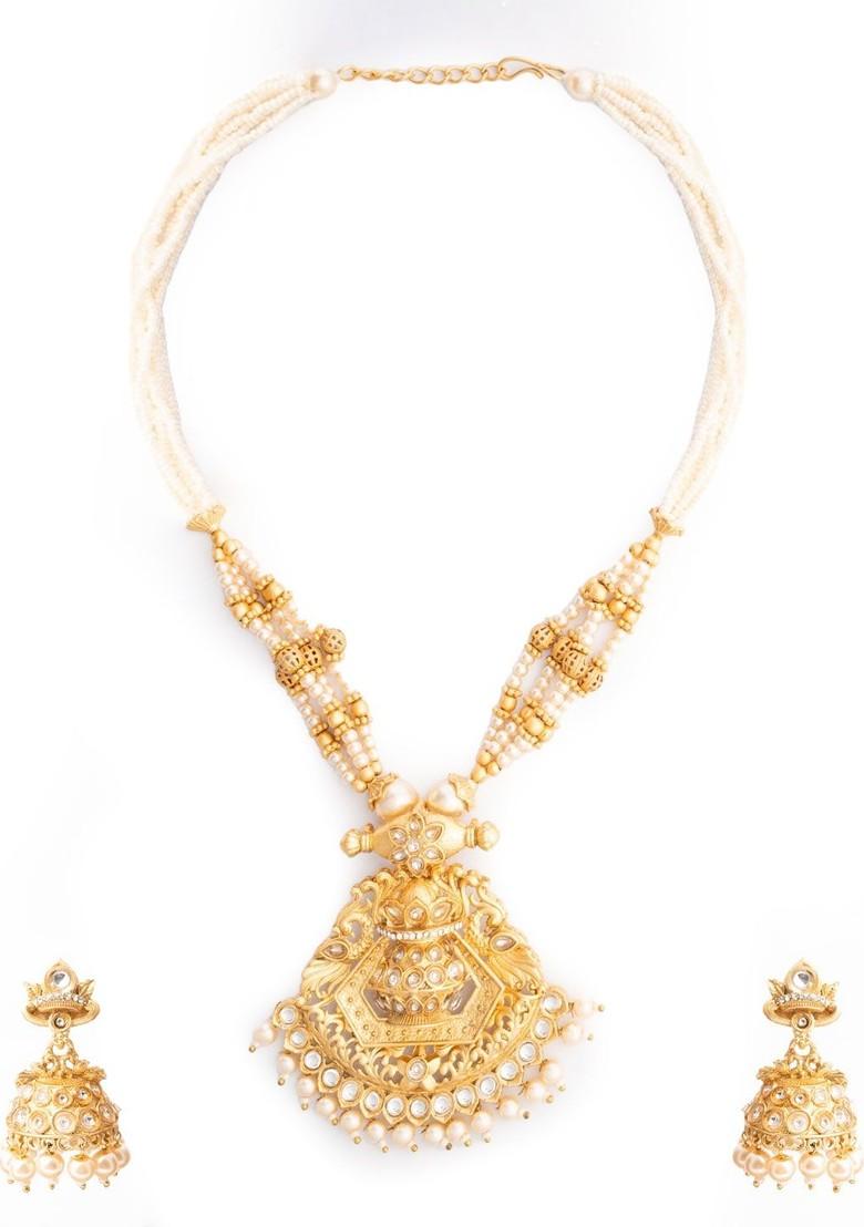 Gold Plated Stone Studded And Beaded Jewellery Set