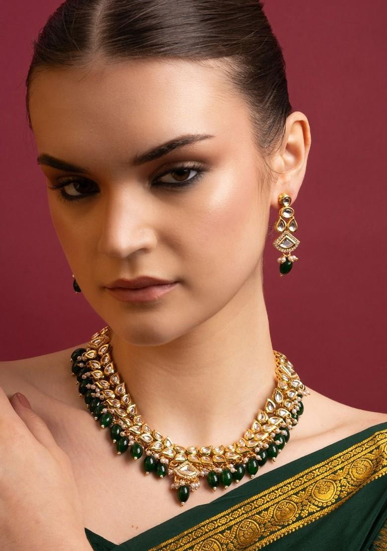 Gold Plated Kundan Stone Studded And Beaded Jewellery Set