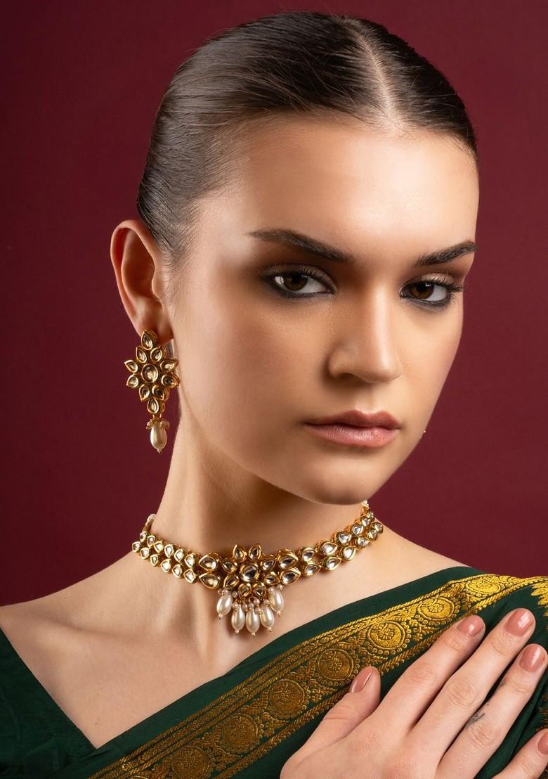 Gold Plated Kundan Stone Studded And Beaded Jewellery Set