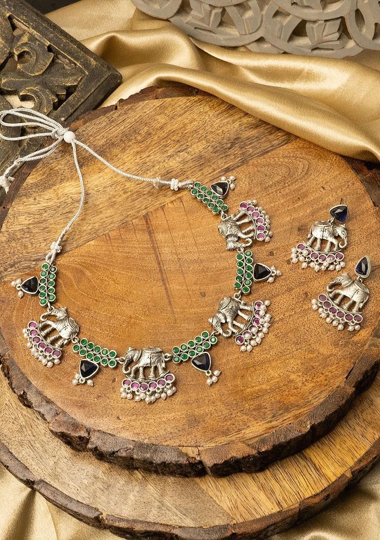 Silver Silver Plated Stone Studded And Beaded Jewellery Set