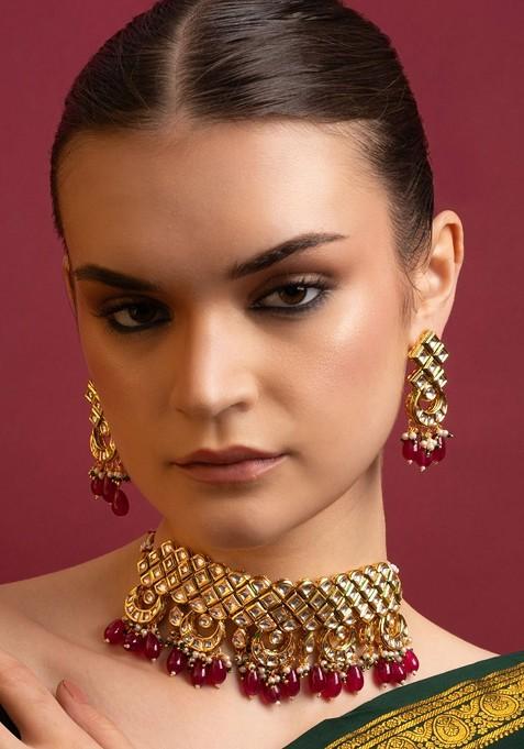 Gold Plated Kundan Stone Studded And Beaded Jewellery Set