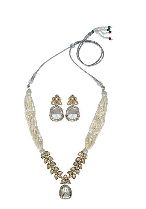 Gold Plated Kundan Studded And Beaded Jewellery Set