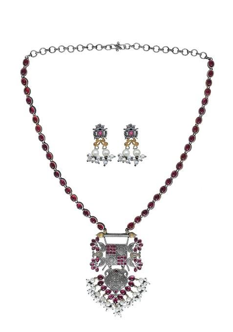 Silver Plated Stone Studded And Beaded Jewellery Set