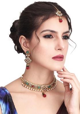 Gold Plated Stone Studded And Beaded Jewellery Set