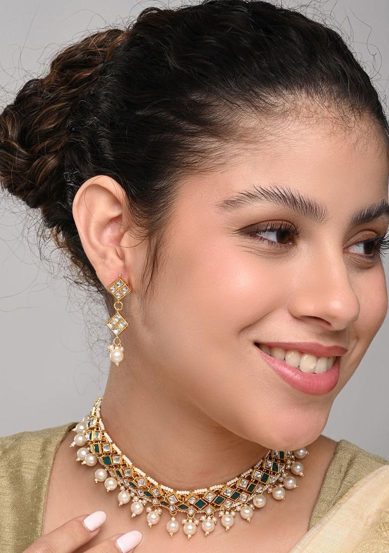 Gold Plated Kundan Studded And Beaded Jewellery Set