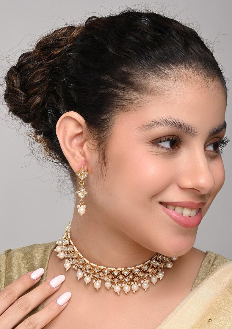 Gold Plated Artificial Stones Studded And Beaded Neckless And Earrings