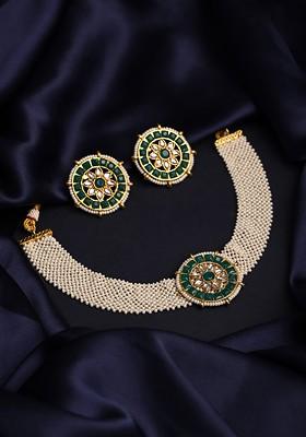 Gold Plated Kundan Studded And Beaded Jewellery Set