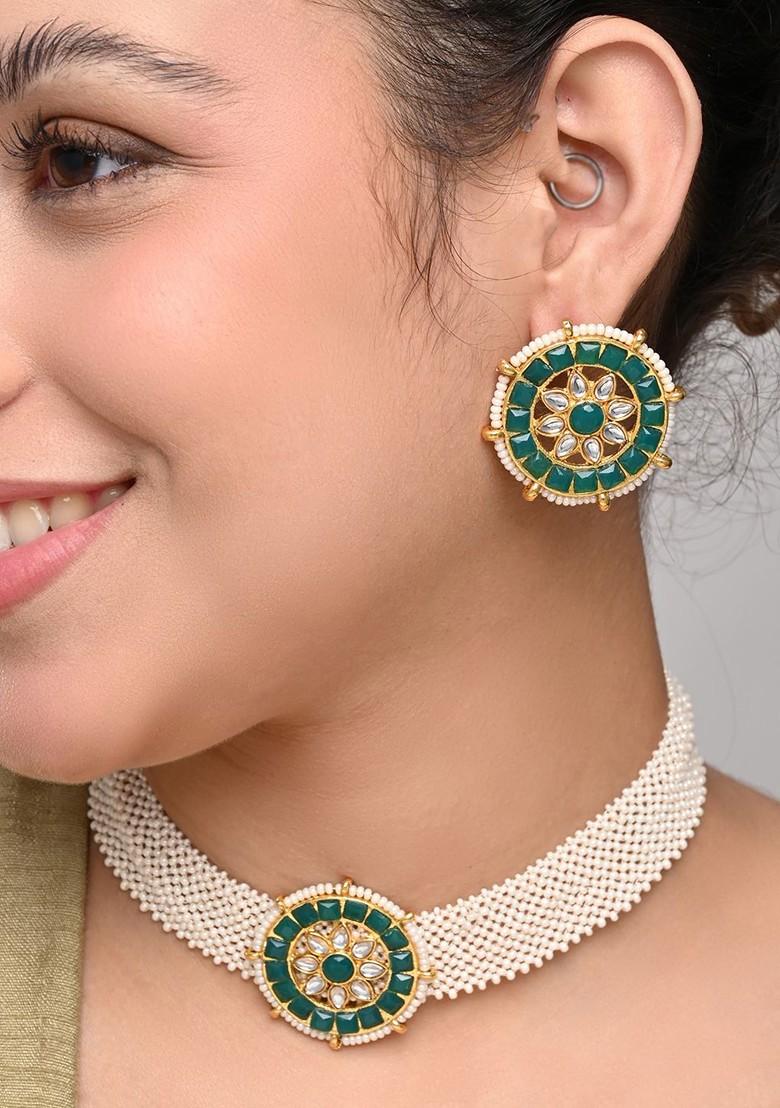 Gold Plated Kundan Studded And Beaded Jewellery Set