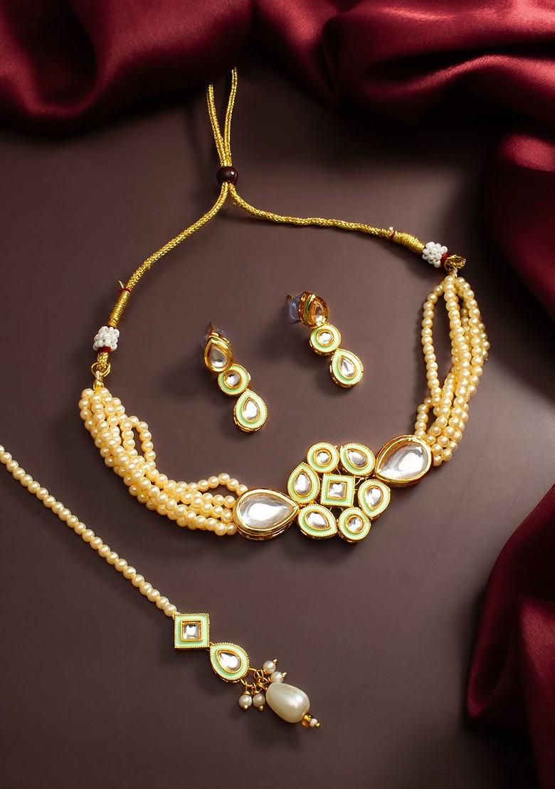 Gold Plated Kundan And Pearls Studded And Beaded Jewellery Set
