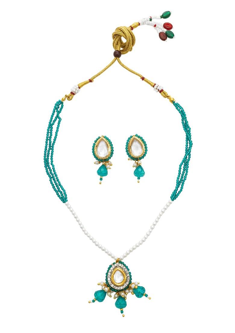 Gold Plated Kundan Studded And Pearl Beaded Jewellery Set