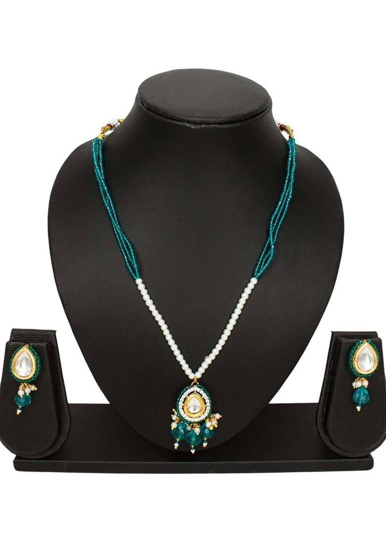 Gold Plated Kundan Studded And Pearl Beaded Jewellery Set - Indya