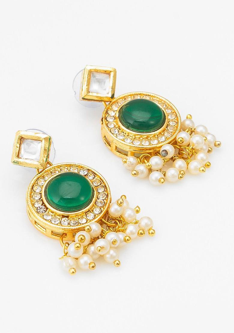 Gold Plated Kundan Studded And Beaded Jewellery Set