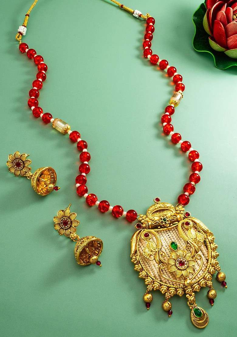 Gold Plated Kundan Studded And Pearl Beaded Jewellery Set - Indya