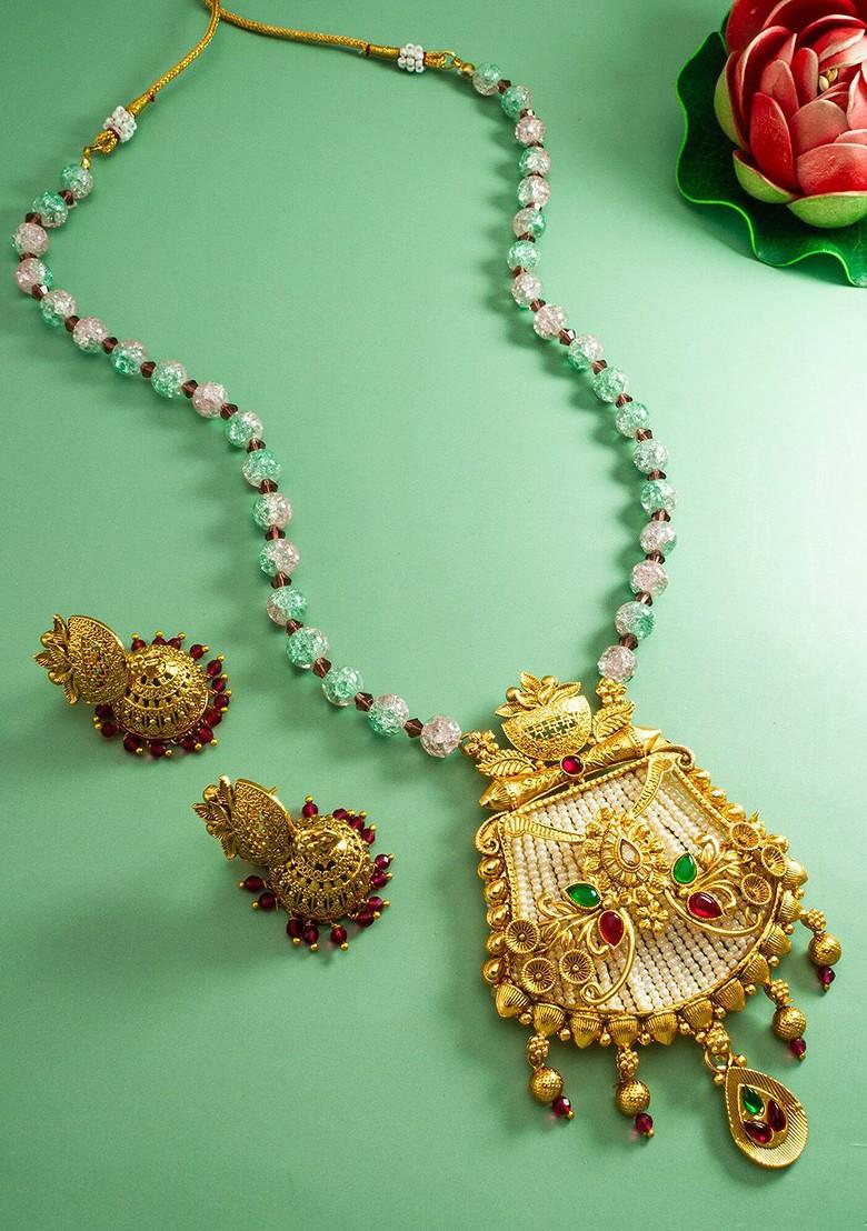 Gold Plated Kundan Studded And Pearl Beaded Jewellery Set