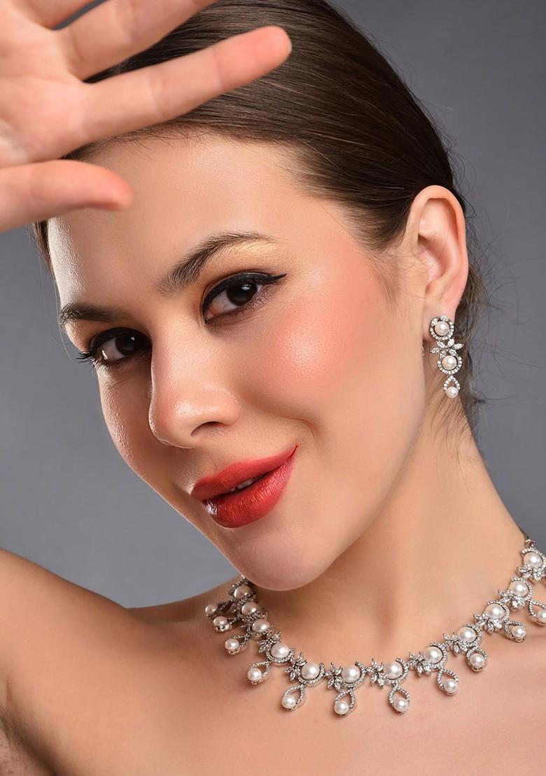 Rhodium Plated Cubic Zirconia Studdedand Pearls Beaded Jewellery Set