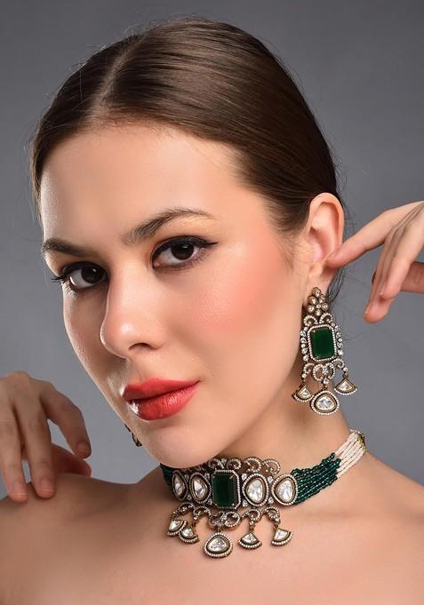 Gold Plated Emerald Studdedand Pearls Beaded Jewellery Set