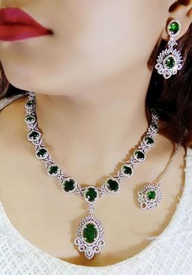 Green Silver Plated American Diamond Necklace Set With Maang Tikka