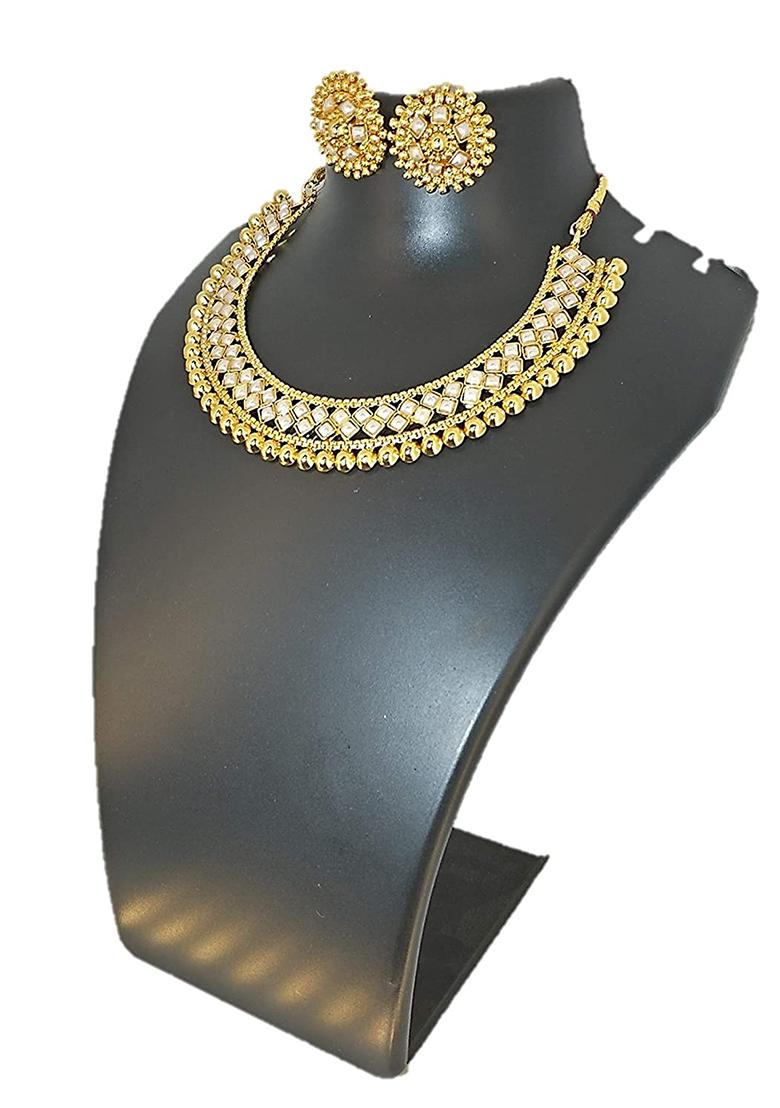 White Metallic Finish Necklace Set For Women