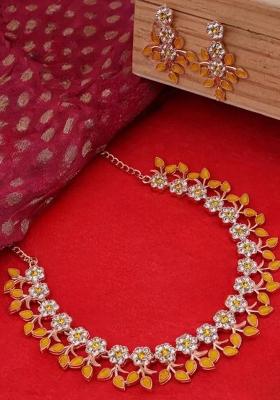 Yellow Brass Choker Necklace Set