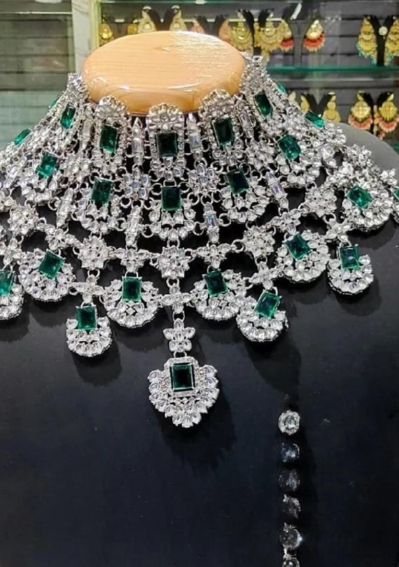 Green/Silver Alloy Choker Necklace Set