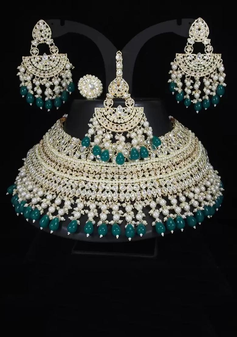 Green Alloy Choker Necklace Set