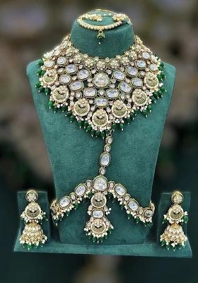 Green Alloy Choker Necklace Set