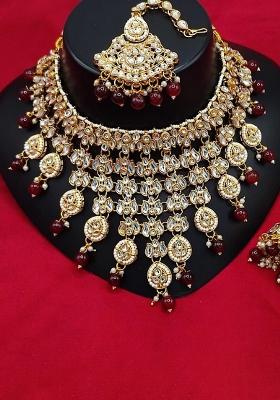 Maroon Alloy Choker Necklace Set