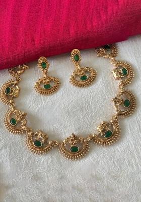 Green Alloy Choker Necklace Set