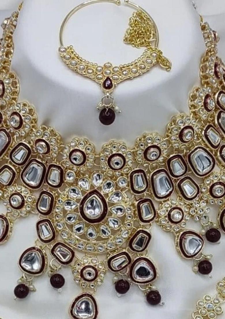 Maroon Alloy Choker Necklace Set