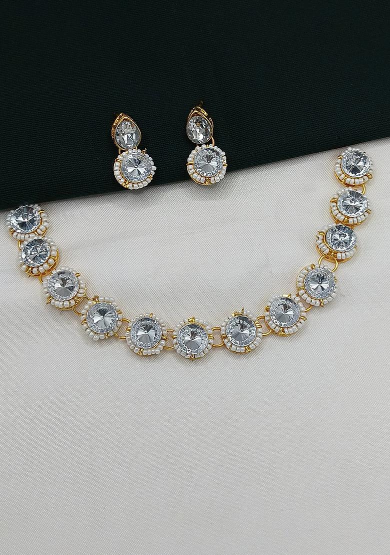 White Alloy Choker Necklace Set