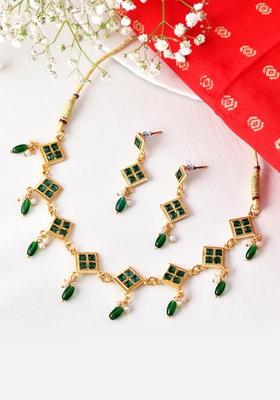 Elegant Green Square Drop Necklace And Earrings Set