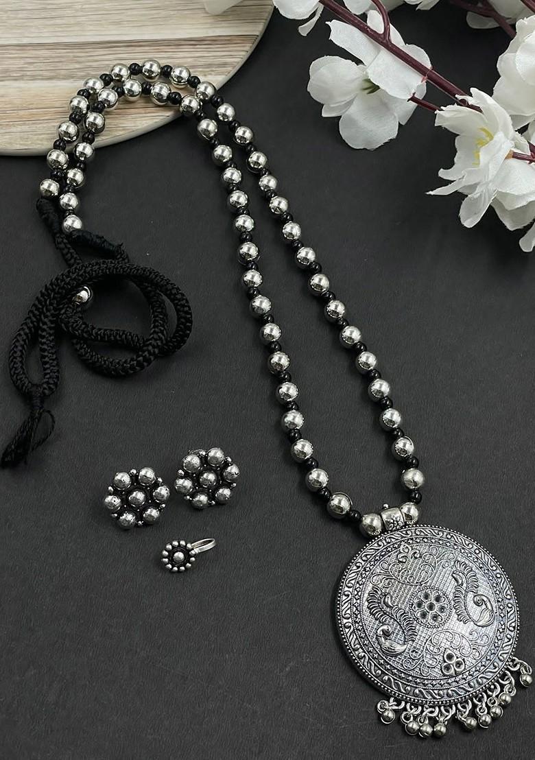 Evana Single Line Silver Plated Oxidised Necklace Jewellery Set