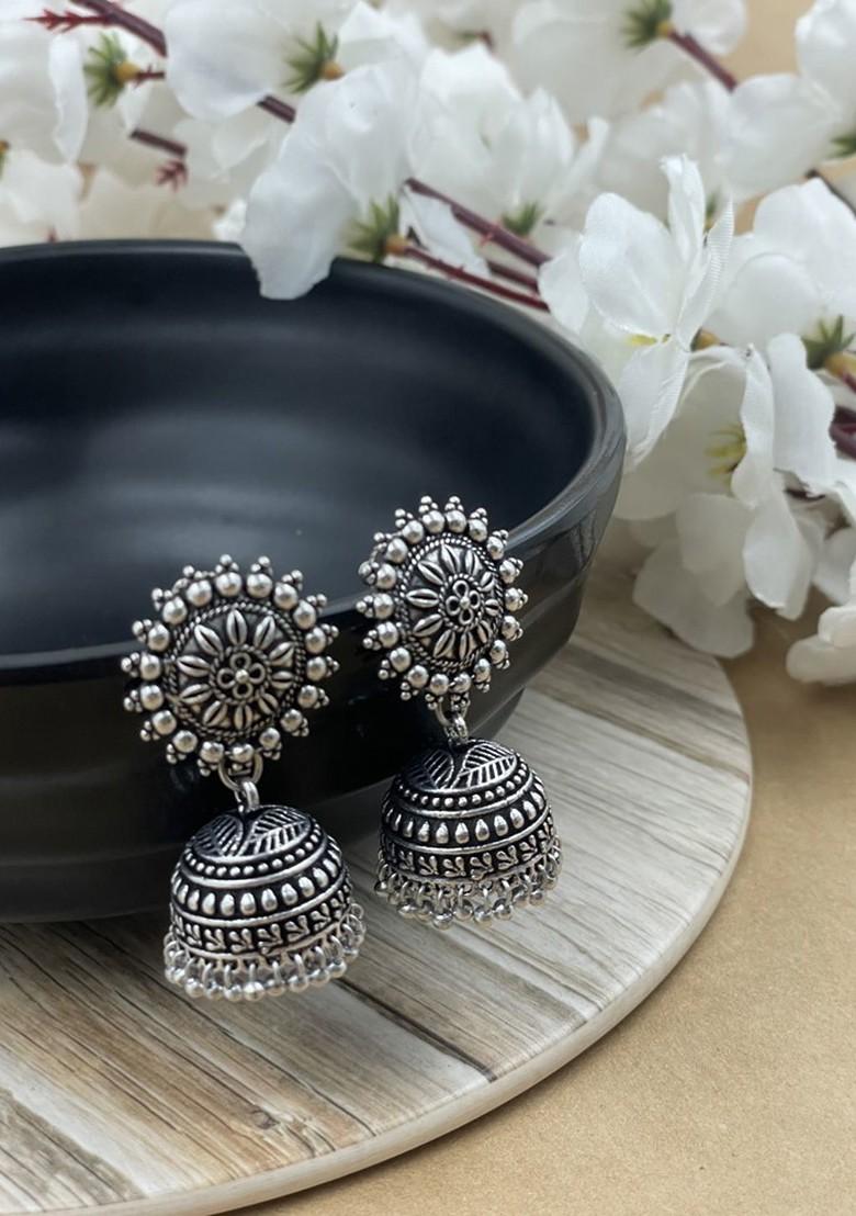 Aneri Single Line Silver Plated Oxidised Necklace Jewellery Set