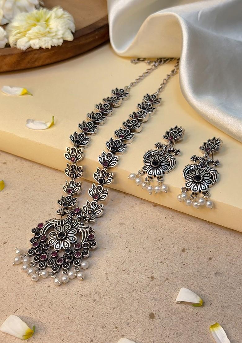 Silver Plated Stone Studded And Beaded Oxidised Jewellery Set