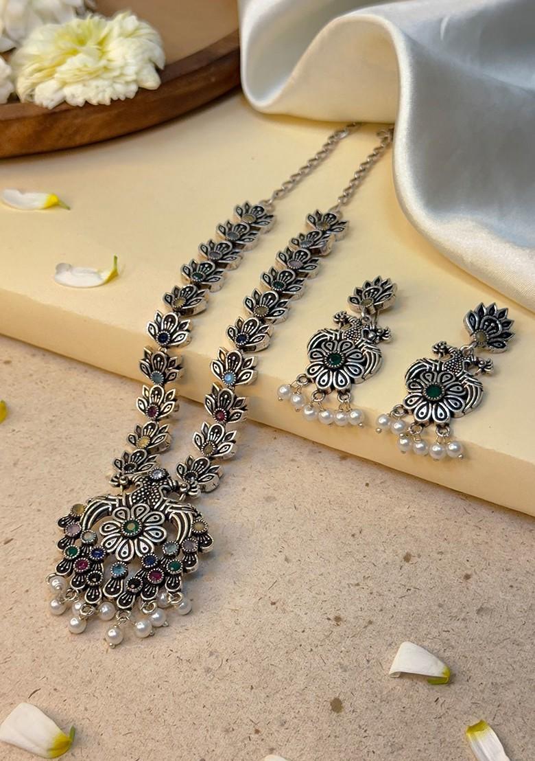 Silver Plated Stone Studded And Beaded Oxidised Jewellery Set
