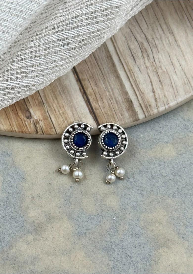 Silver Plated Stone Studded And Beaded Oxidised Jewellery Set