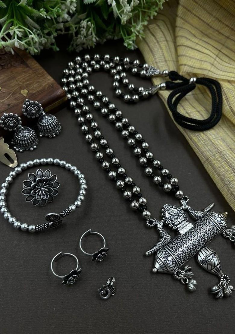 Kusha Silver Plated Oxidised Jewellery Set