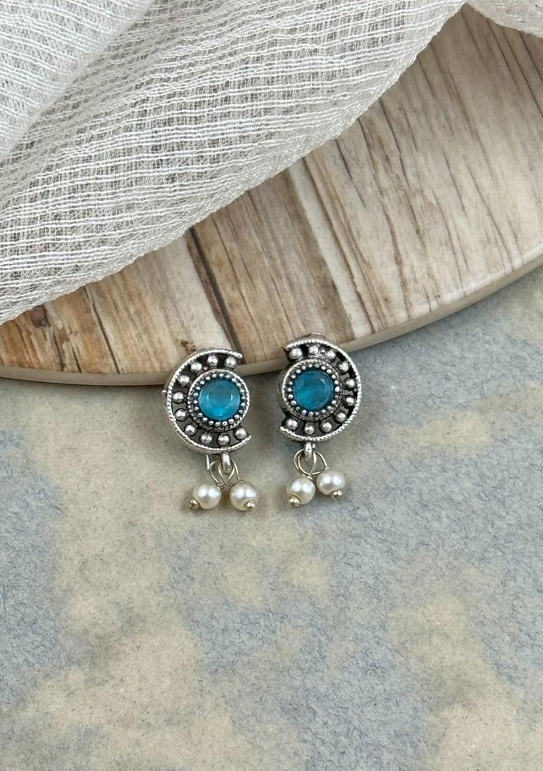 Silver Plated Stone Studded And Beaded Oxidised Jewellery Set