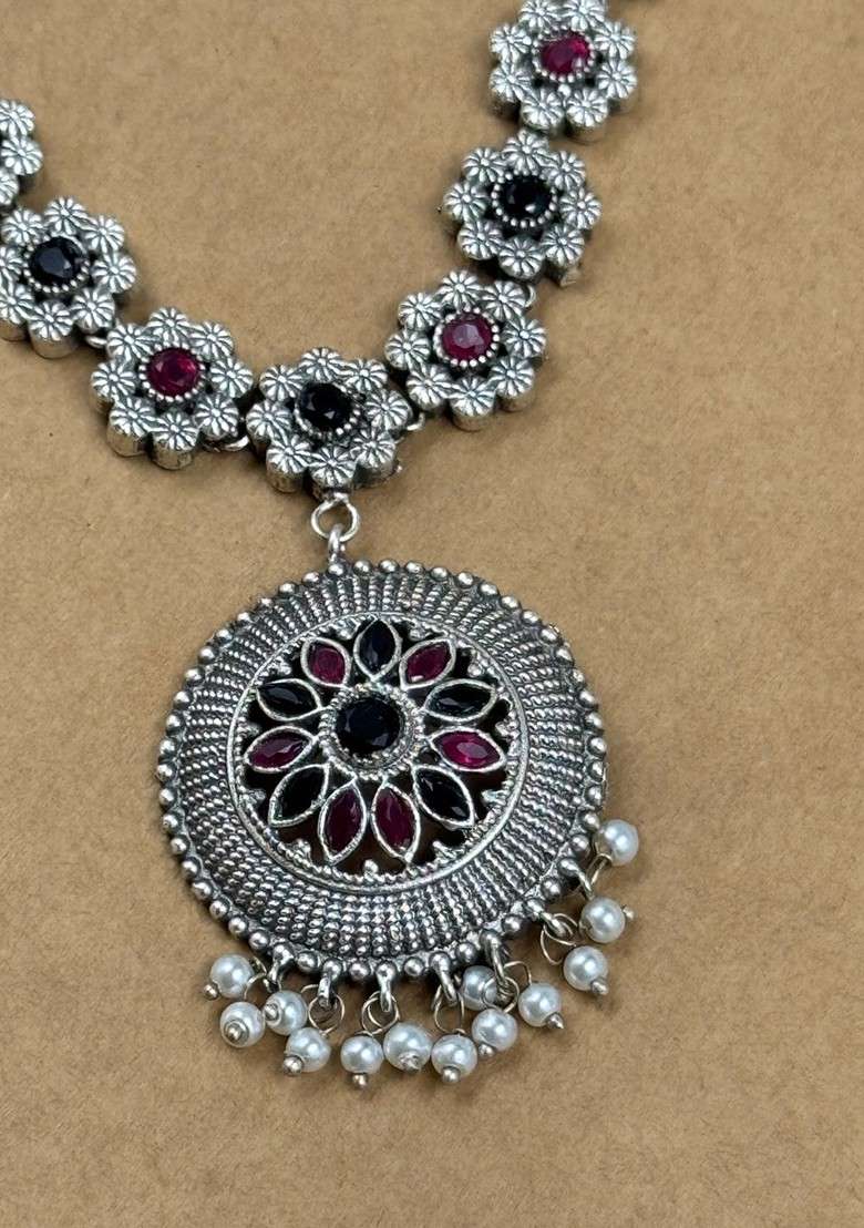 Silver Plated Stone Studded And Beaded Oxidised Jewellery Set - Indya