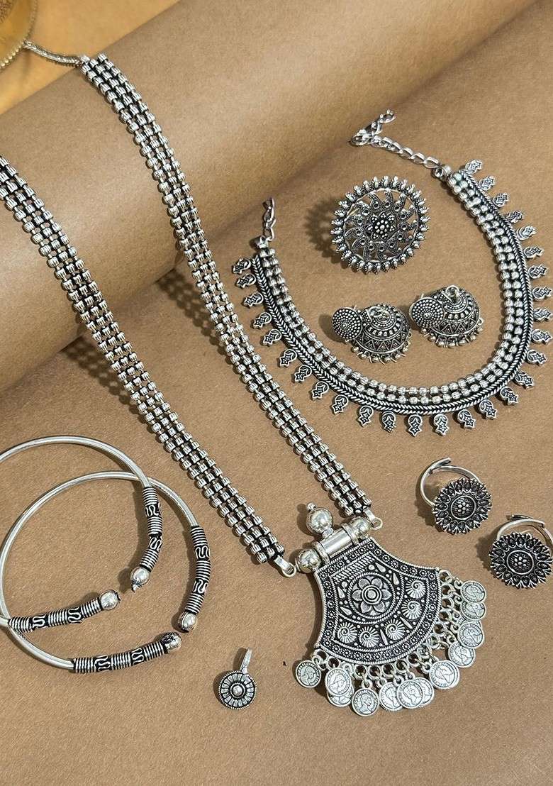 Silver Plated Oxidised Jewellery Set - Indya