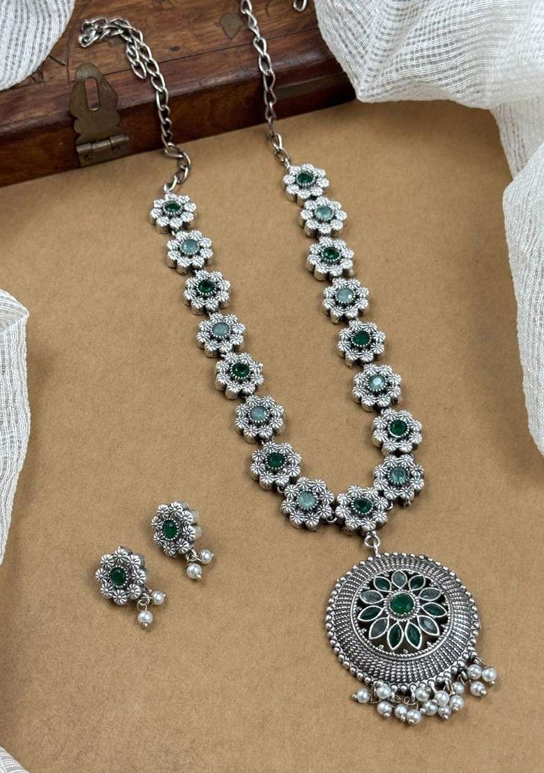 Silver Plated Stone Studded And Beaded Oxidised Jewellery Set - Indya