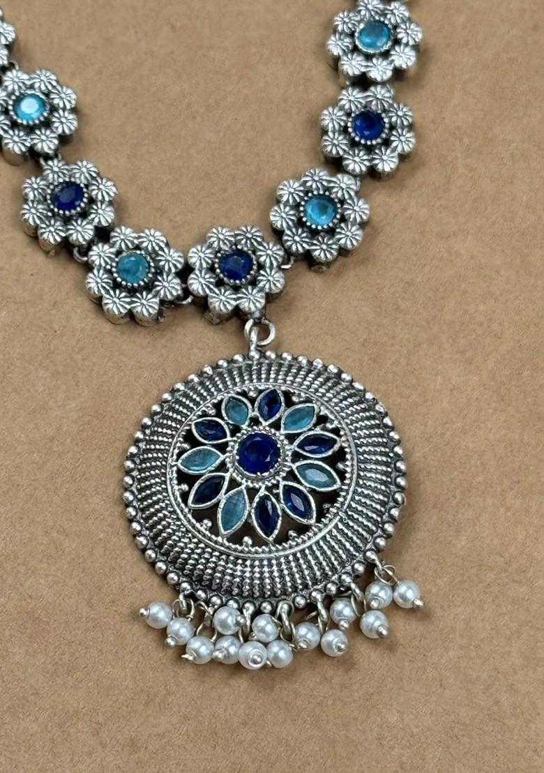 Silver Plated Stone Studded And Beaded Oxidised Jewellery Set