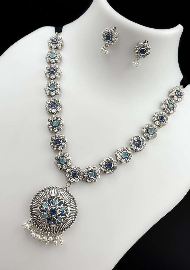 Silver Plated Stone Studded And Beaded Oxidised Jewellery Set - Indya