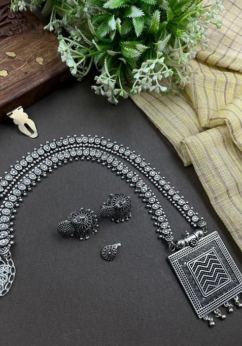 Beaded And Oxidised Jewellery Set