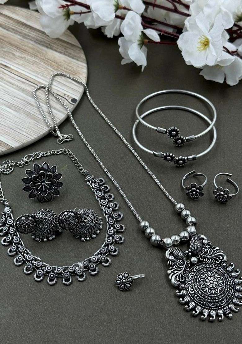 Silver Plated Oxidised Necklace Jewellery Set - Indya